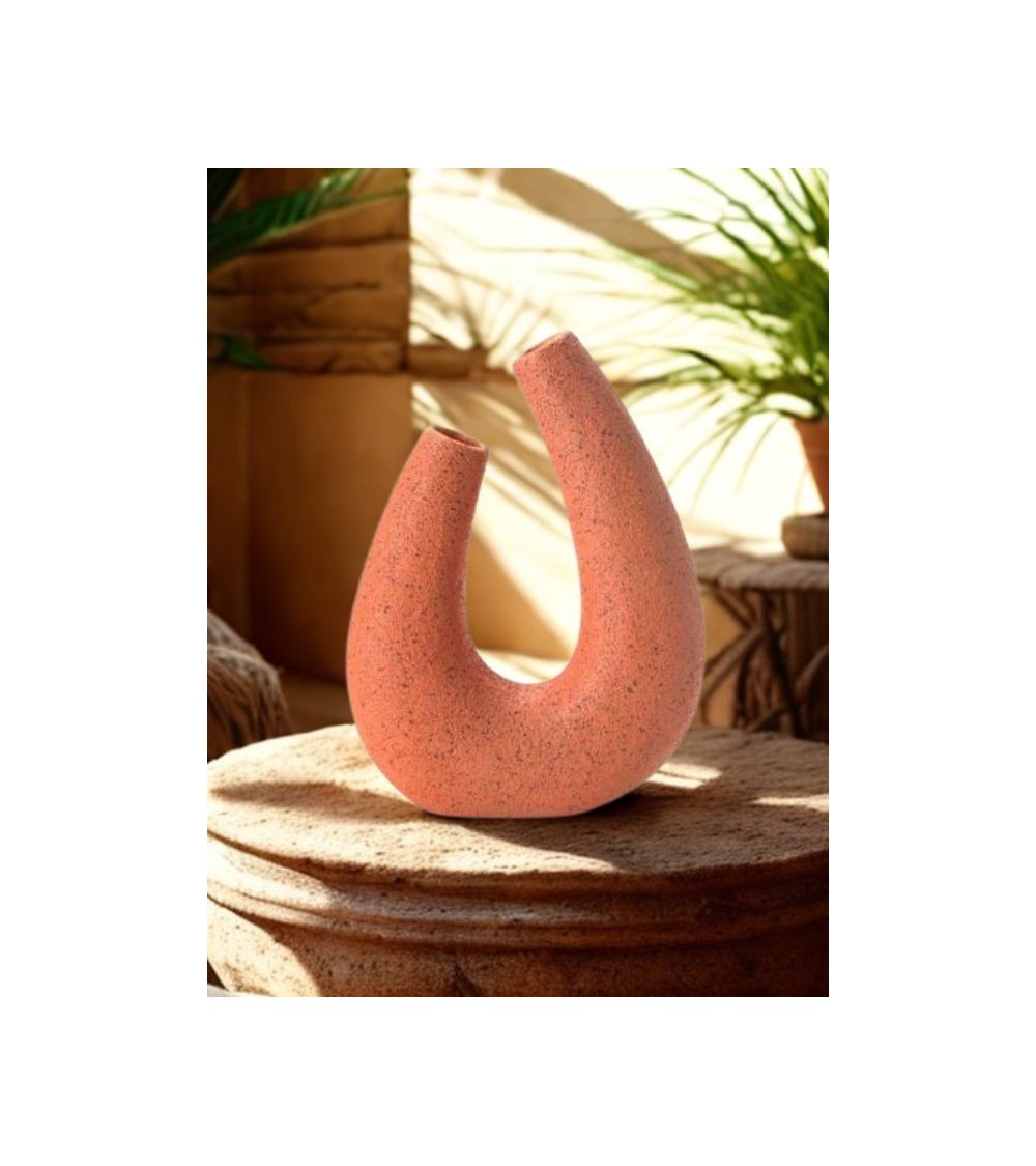 Vase NOMADE orange texturé – Vase design forme U bohème chic Vase NOMADE orange texturé – Vase design forme U bohème chic