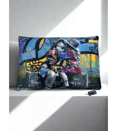 Coussin street art Romaric les petits amoureux